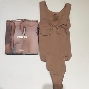 SKIMS Seamless sculpt brief bodysuit